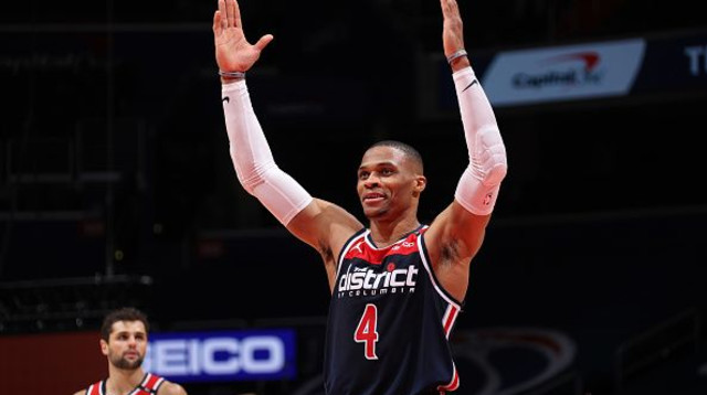 ראסל ווסטברוק (צילום: Stephen Gosling/NBAE via Getty Images)