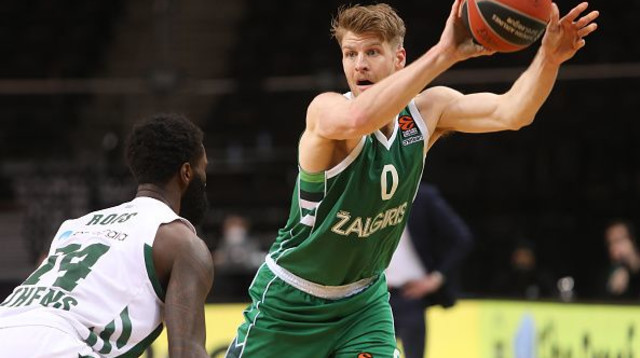 תומאס ווקאפ (צילום: Alius Koroliovas/Euroleague Basketball via Getty I)