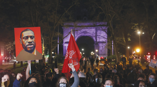 רצח ג'ורג' פלויד (צילום: רויטרס)