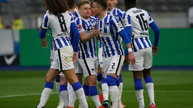 שחקני הרטה ברלין חוגגים (צילום: ICHAEL SOHN/POOL/AFP via Getty Images)