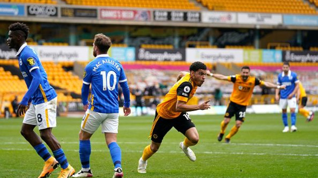 מורגן גיבס-ווייט חוגג (צילום: Tim Keeton - Pool/Getty Images)