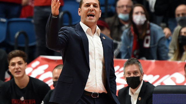 יונתן אלון (צילום: ברני ארדוב)