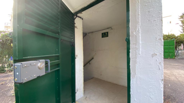 פתיחת מקלטים בתל אביב (צילום: אבשלום ששוני)