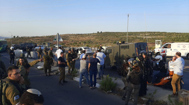 מזירת האירוע בצומת תפוח (צילום: TPS) (צילום: TPS)