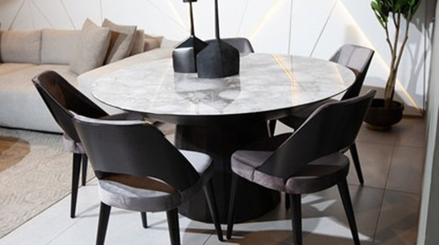 פינת אוכל בהתאמה לכל לקוח (צילום: אריק דיזיין)