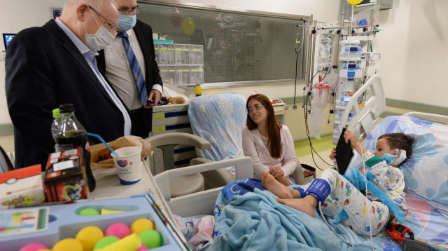 הנשיא ריבלין מבקר בביה"ח ברזילי (צילום: מארק ניימן, לע"מ)