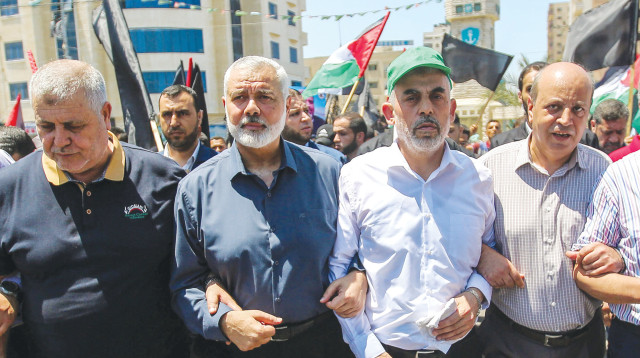  יחיא סינוואר ואסמעיל הניה (צילום: חסן ג'די, פלאש 90)