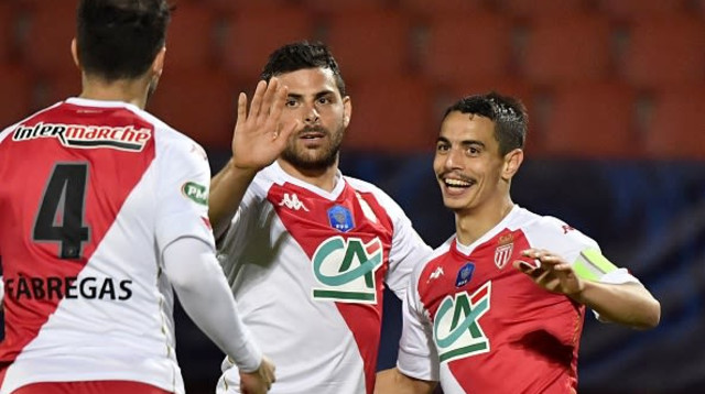 וויסאם בן ידר, ססק פברגאס (צילום: PHILIPPE DESMAZES/AFP via Getty Images)