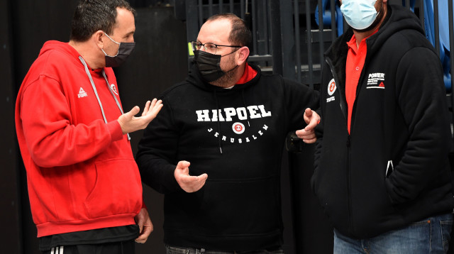 אייל חומסקי, גיא הראל, יותם הלפרין (צילום: ברני ארדוב)