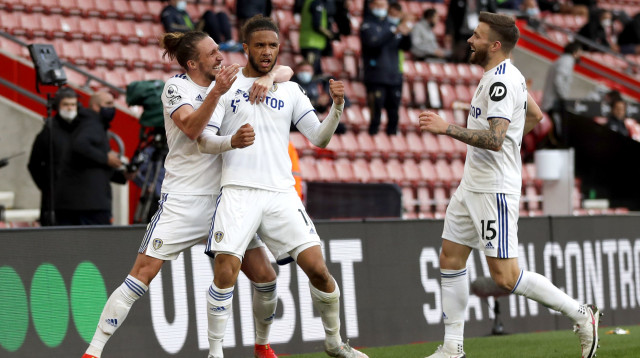 שחקני לידס חוגגים (צילום: Frank Augstein - Pool/Getty Images)