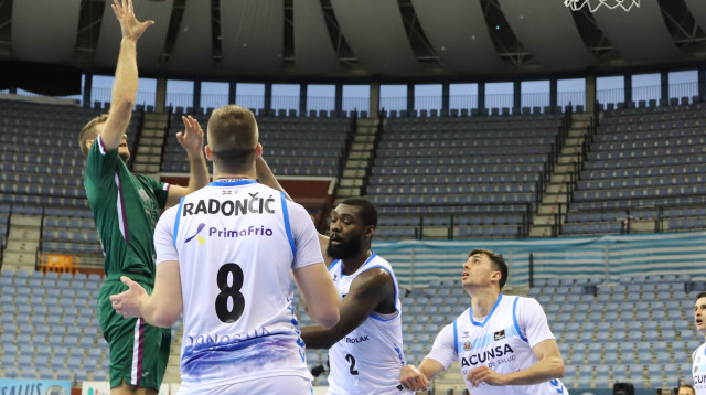 מלאגה נגד גיפוזקואה (צילום: UnicajaCB - Official Twitter)