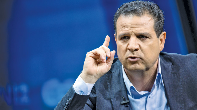 איימן עודה (צילום: יונתן זינדל, פלאש 90)