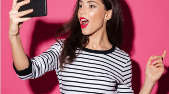 אפליקציית קוסמטיקה (צילום: ibsa)