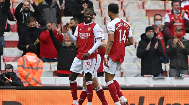 ניקולא פפה חוגג צמד (צילום: NEIL HALL/POOL/AFP via Getty Images)