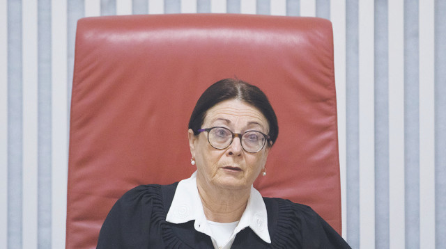 אסתר חיות (צילום: יונתן זינדל, פלאש 90)