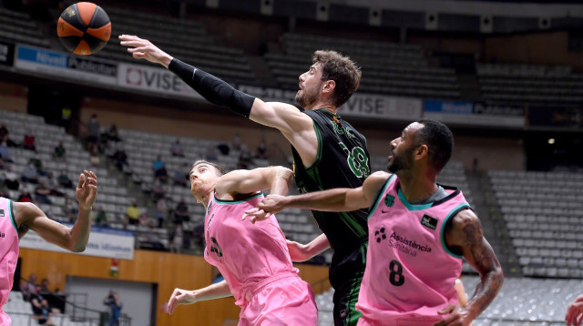 אנטה טומיץ' (צילום: Official Joventut Badalona)
