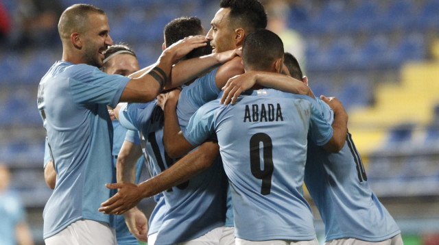 שחקני נבחרת ישראל חוגגים (צילום: רויטרס)