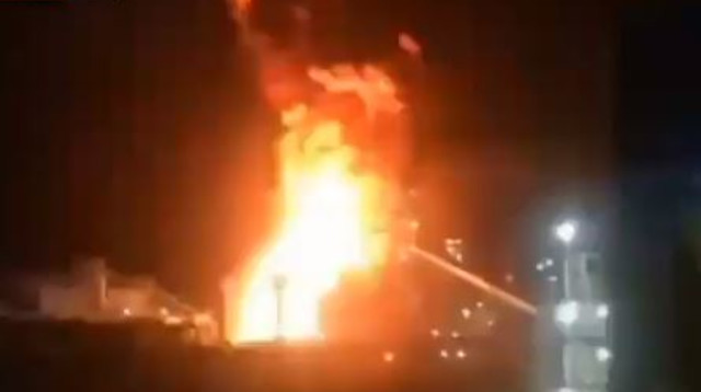 פיצוץ המפעל באיראן  (צילום: רשתות חברתיות באיראן)