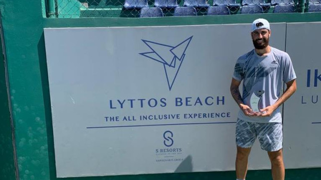 בן פתאל זוכה בטורניר הרקליון יוני 2021 (צילום: איגוד הטניס)