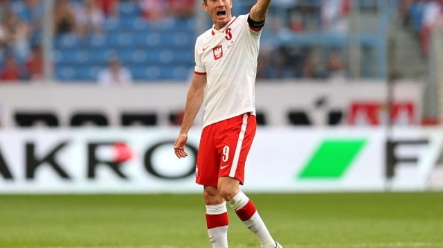 רוברט לבנדובסקי (צילום: Boris Streubel/Getty Images)