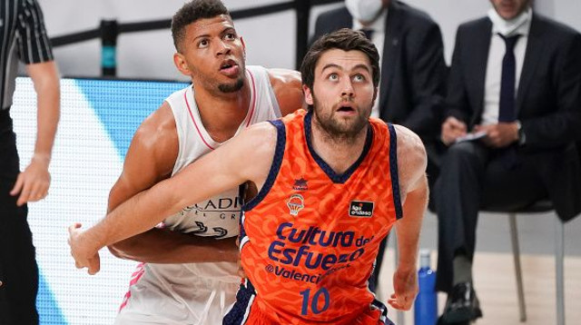 אדי טבארס, מייק טובי (צילום: Oscar Gonzalez/NurPhoto via Getty Images)