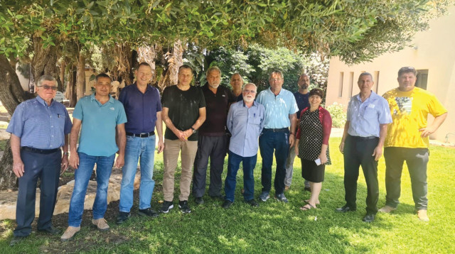 פורום ארגון מגדלי הפירות   (צילום: ארגון מגדלי הפירות בישראל)