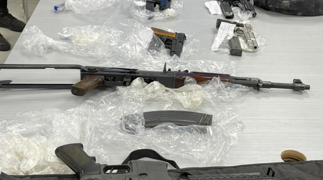 אמל"ח שנתפס על ידי צה"ל (צילום: דובר צה"ל)