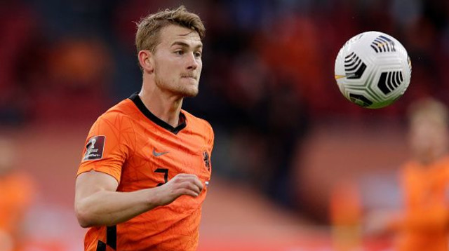 מתיאס דה ליכט (צילום: Laurens Lindhout/Soccrates/Getty Images)