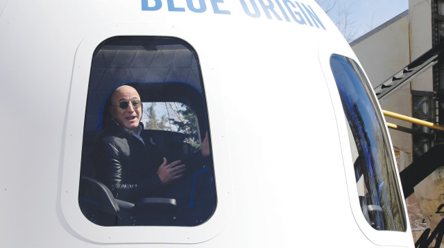 האיש העשיר בעולם צפוי לטוס לחלל (צילום: רויטרס)