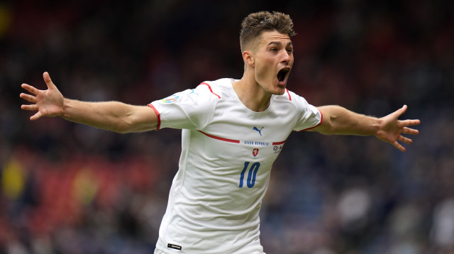 פטריק שיק בטירוף (צילום: Petr Josek - Pool/Getty Images)