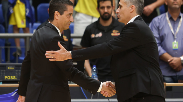 יאניס ספרופולוס, אבישי גורדון (צילום: דני מרון‎)