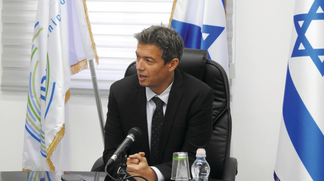 שר התקשורת יועז הנדל (צילום: דוברות משרד התקשורת)