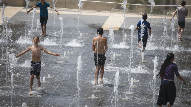 ילדים בחופש הגדול בירושלים (צילום: הדס פרוש, פלאש 90)