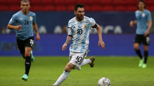 ליאו מסי (צילום: Alexandre Schneider/Getty Images)