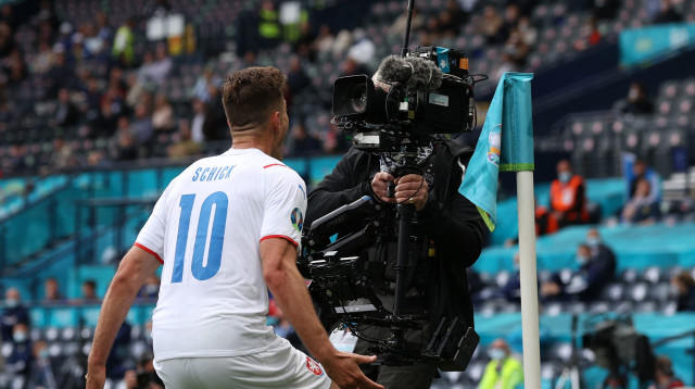 פטריק שיק בטירוף (צילום: LEE SMITH/POOL/AFP via Getty Images)