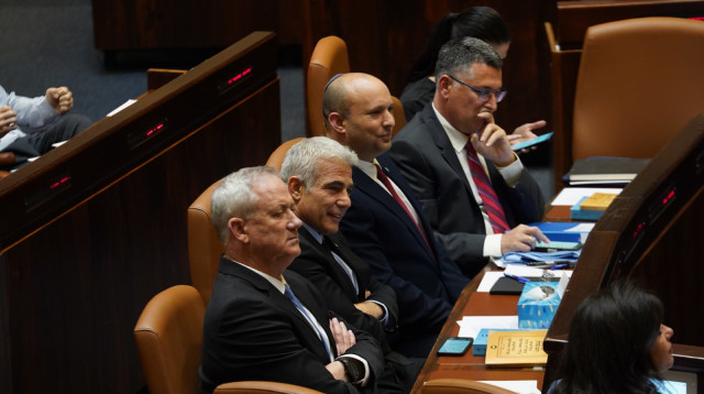 נפתלי בנט, יאיר לפיד, בני גנץ, גדעון סער (צילום: דוברות הכנסת, דני שם טוב)