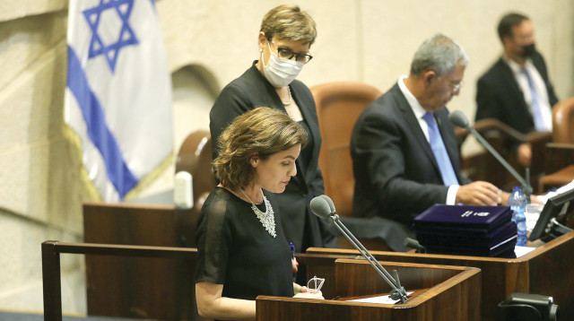 תמר זנדברג בהשבעת הממשלה  (צילום: מרק ישראל סלם)