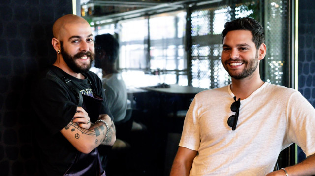 גיא הלרמן ושלומי יחיאב, שניים מהשותפים של ה-ALIBI (צילום: אסף קרלה)