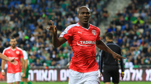 טוני וואקמה כובש (צילום: ערן לוף)