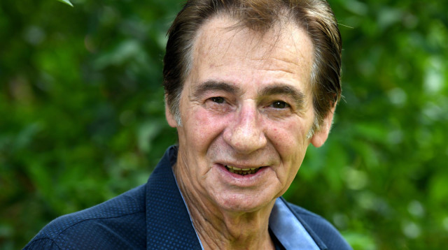 השחקן מוטי גלעדי (צילום: ראובן קסטרו)