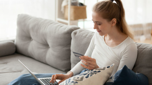 קניות אונליין  (צילום: באדיבות מכללת האקריו)