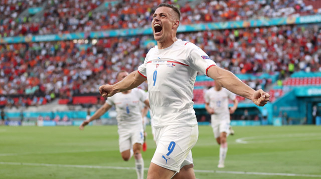 תומאש הולש חוגג (צילום: Alex Pantling/Getty Images)