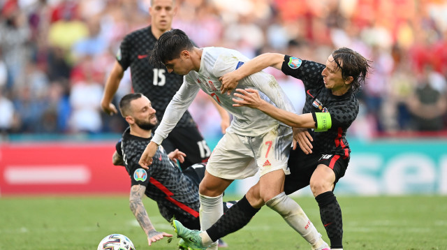 אלברו מוראטה, לוקה מודריץ' (צילום: Stuart Franklin/Getty Images)
