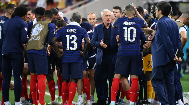 דידיה דשאן, שחקני נבחרת צרפת (צילום: Daniel Mihailescu - Pool/Getty Images)