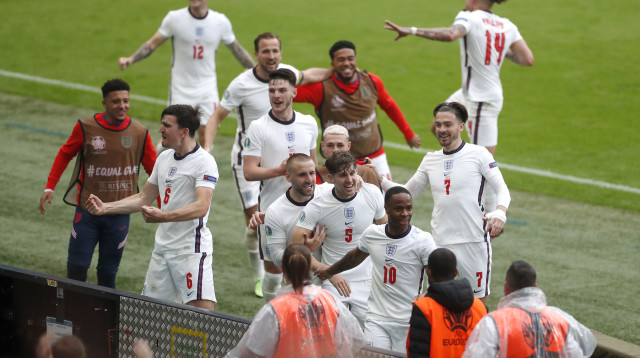 שחקני נבחרת אנגליה חוגגים (צילום: Matthew Childs - Pool/Getty Images)