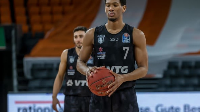 קמרון טיילור (צילום: Harry Langer/DeFodi Images via Getty Images)