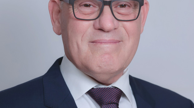 מלאכי אלפר (צילום: יחצ בזן)