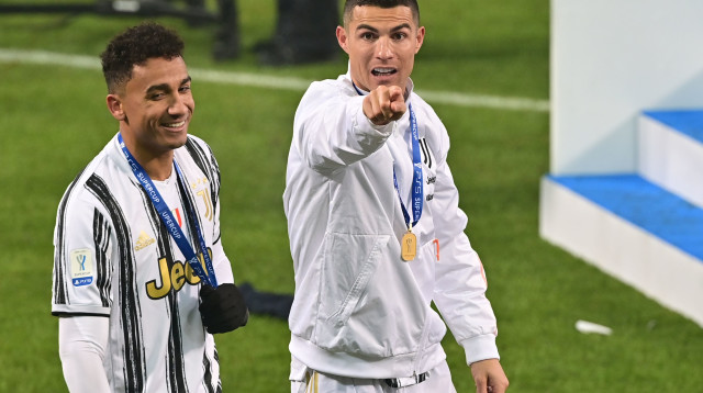 כריסטיאנו רונאלדו, דנילו (צילום: MIGUEL MEDINA/AFP via Getty Images)