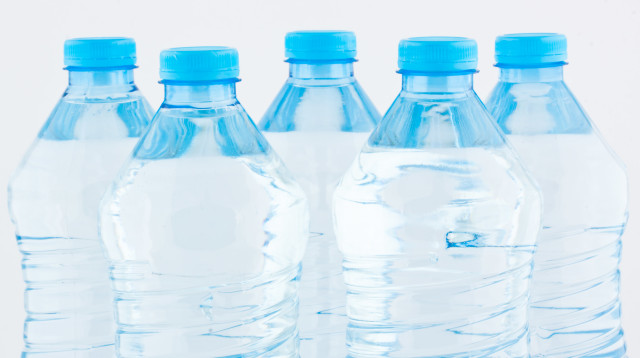 מים מינרליים, מים בבקבוק (צילום: אינגאימג')