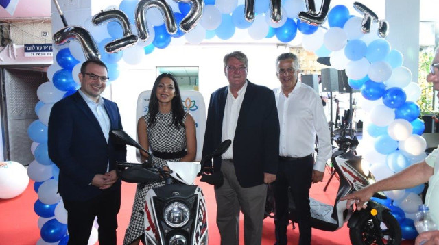 נחנך המרכז הארצי לניצולי שואה (צילום: ג'ו לוצ'יאנו)